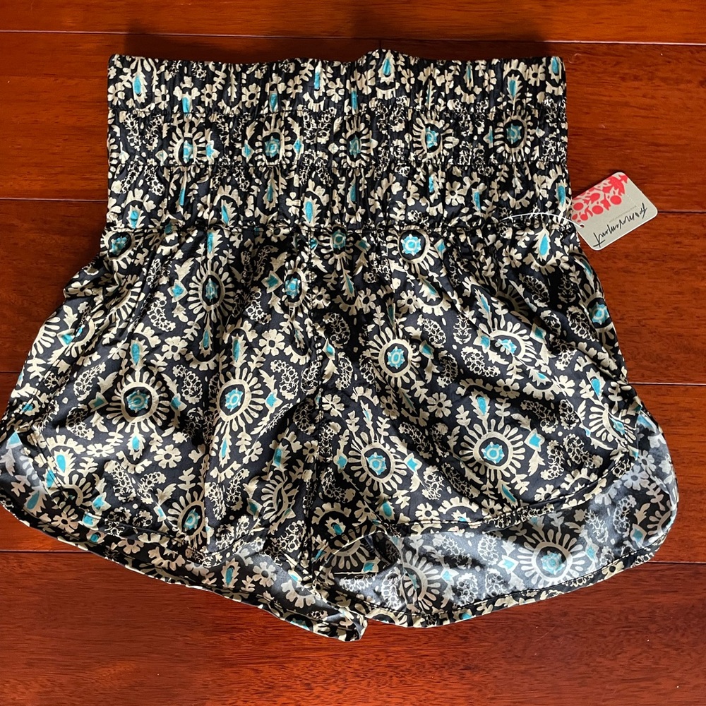 NWT  FP Movemenet Free People the way home shorts